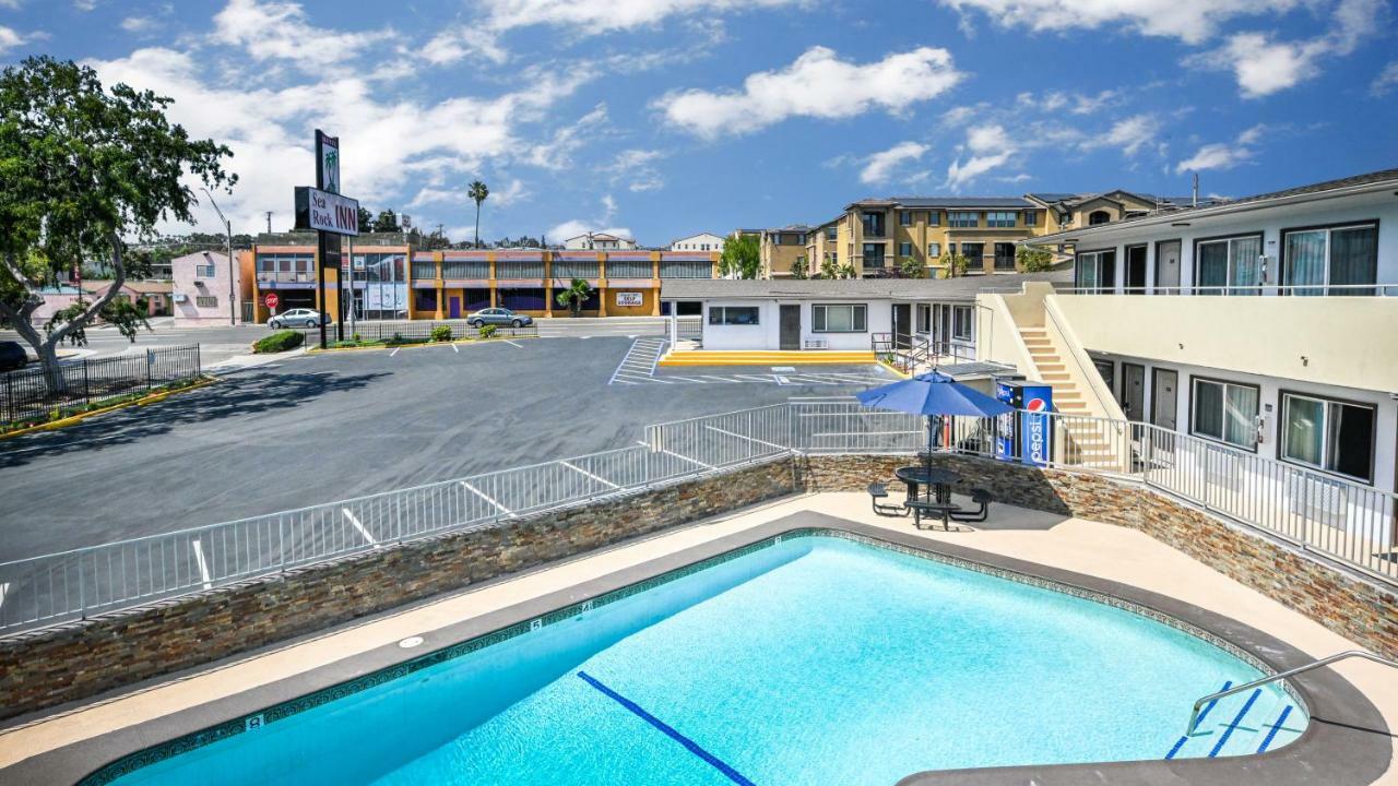 Sea Rock Inn - ロングビーチ エクステリア 写真