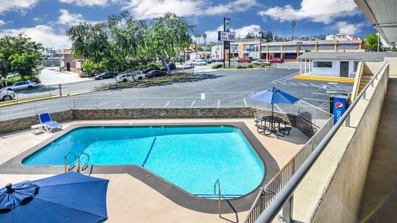 Sea Rock Inn - ロングビーチ エクステリア 写真